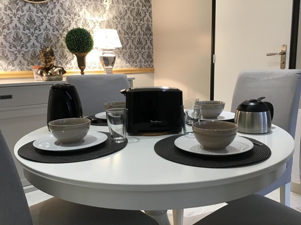 Appartement Medicis Avec Garage 翁弗勒尔 外观 照片