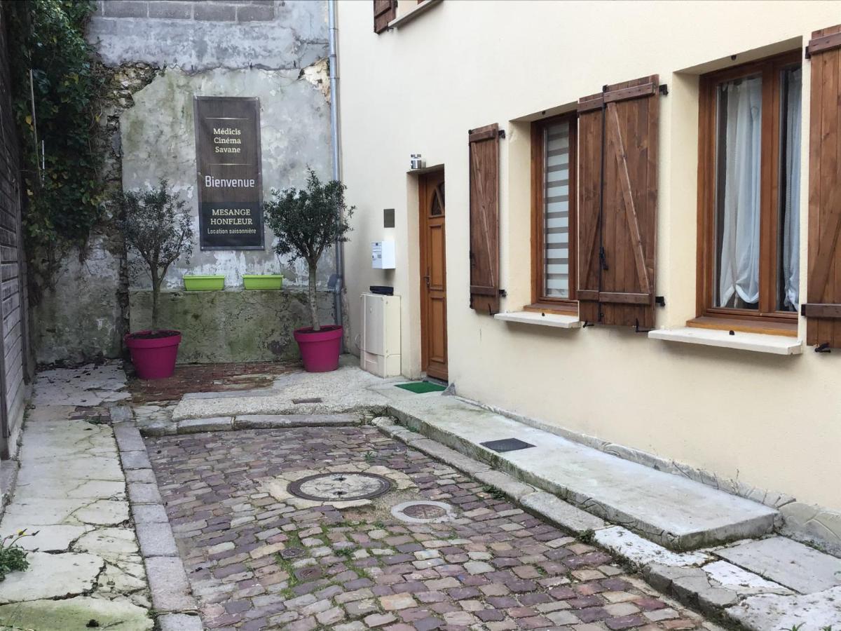 Appartement Medicis Avec Garage 翁弗勒尔 外观 照片