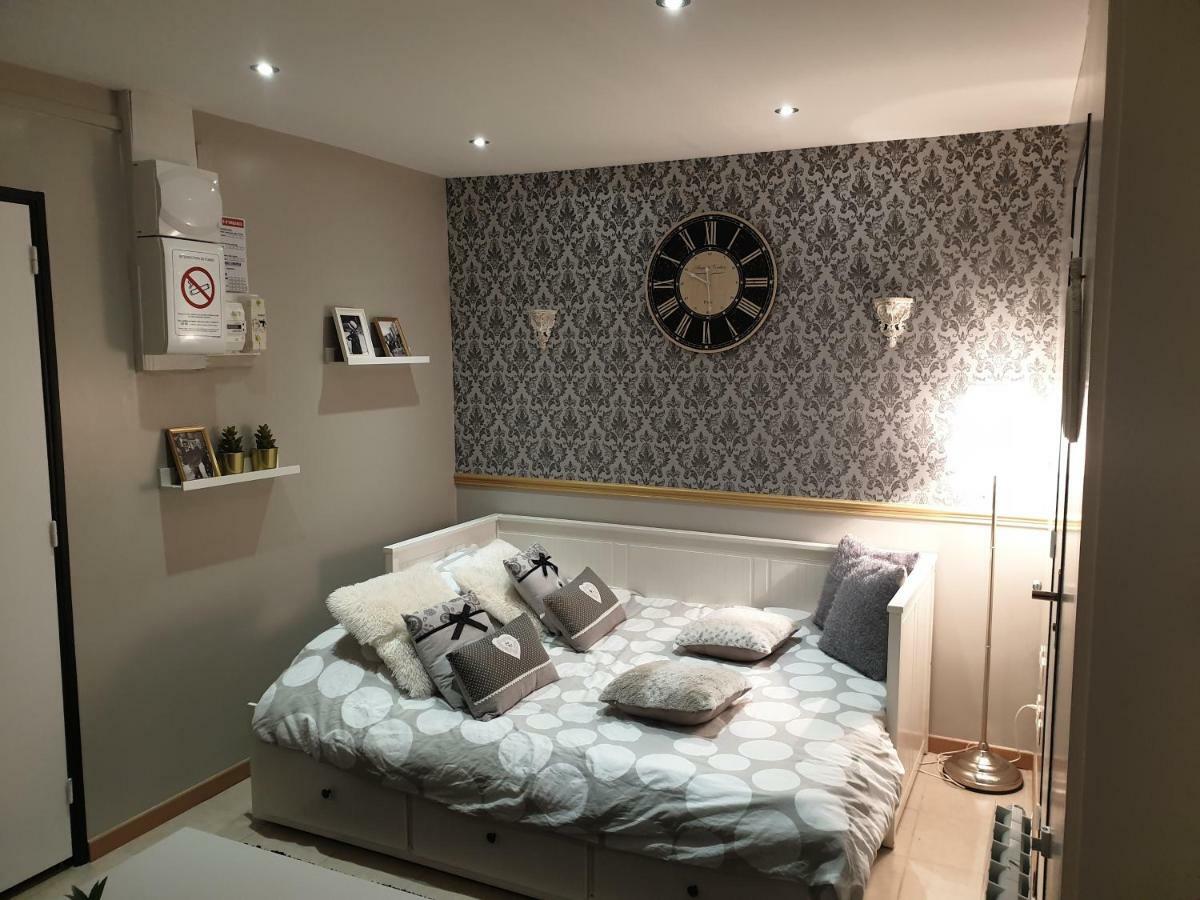 Appartement Medicis Avec Garage 翁弗勒尔 外观 照片
